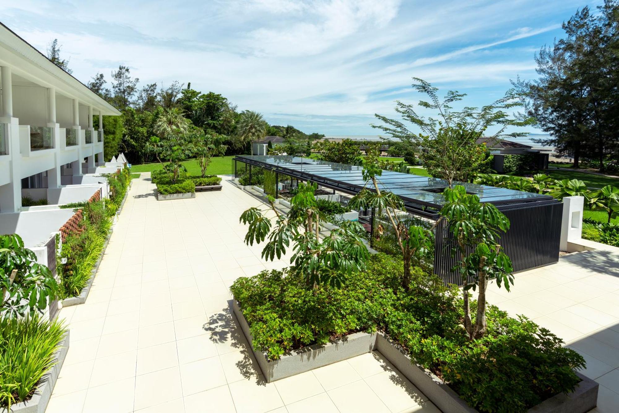 Cove 55 Hotell Santubong Exteriör bild